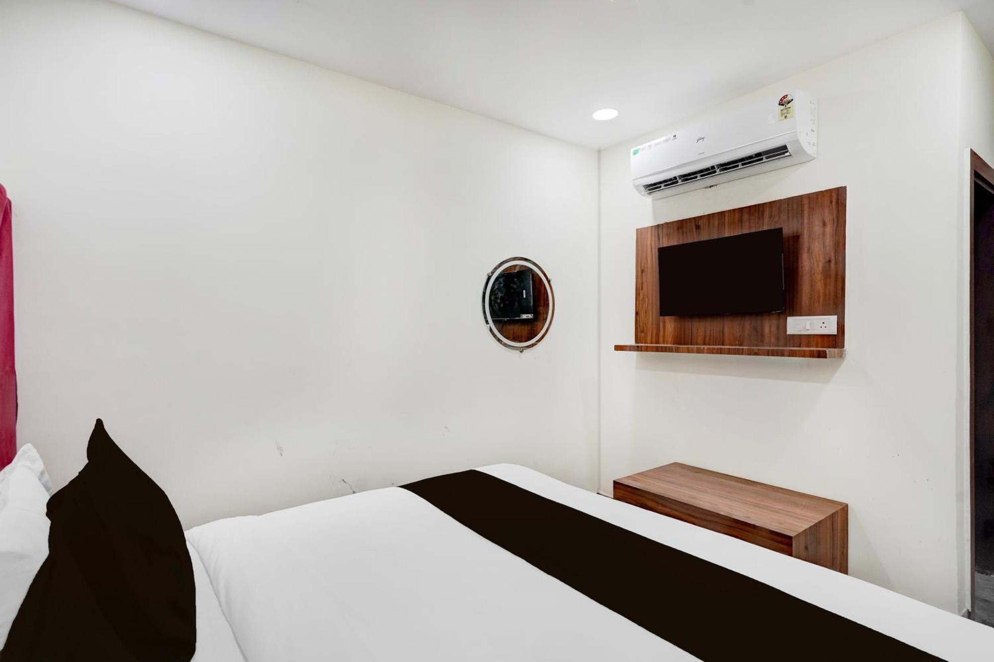 Hotel O Indirapuram Grand Ghaziabad Dış mekan fotoğraf
